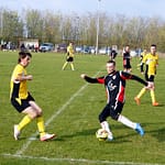 LZS Trębaczew (stroje czarne) - GKS Siemkowice (żółto- czarne)